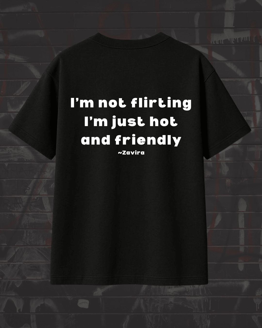 HOT & FRIENDLY OVERSIZE TSHIRT
